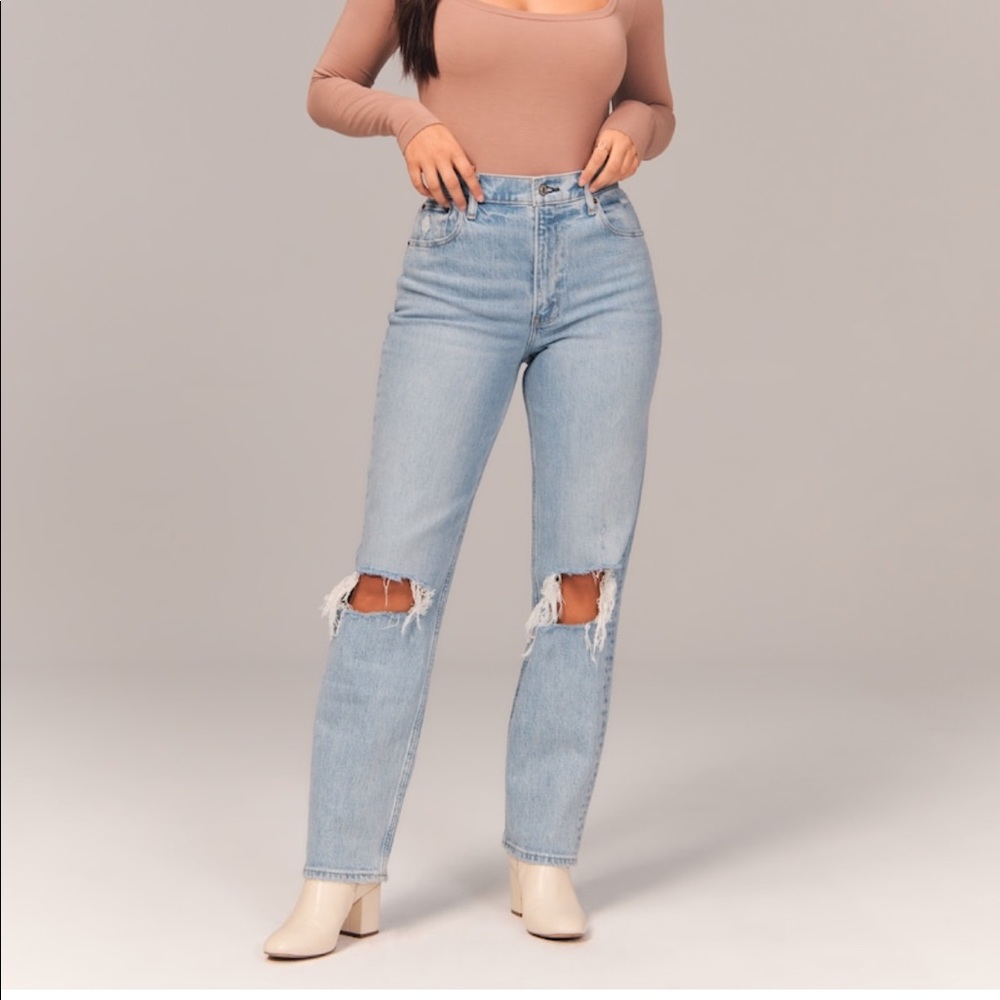 90’s Ultra High Rise Curve love jeans